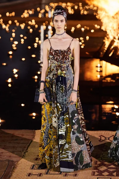 Look 40